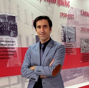 Professor Mehdi Amouei Torkmahalleh photo
